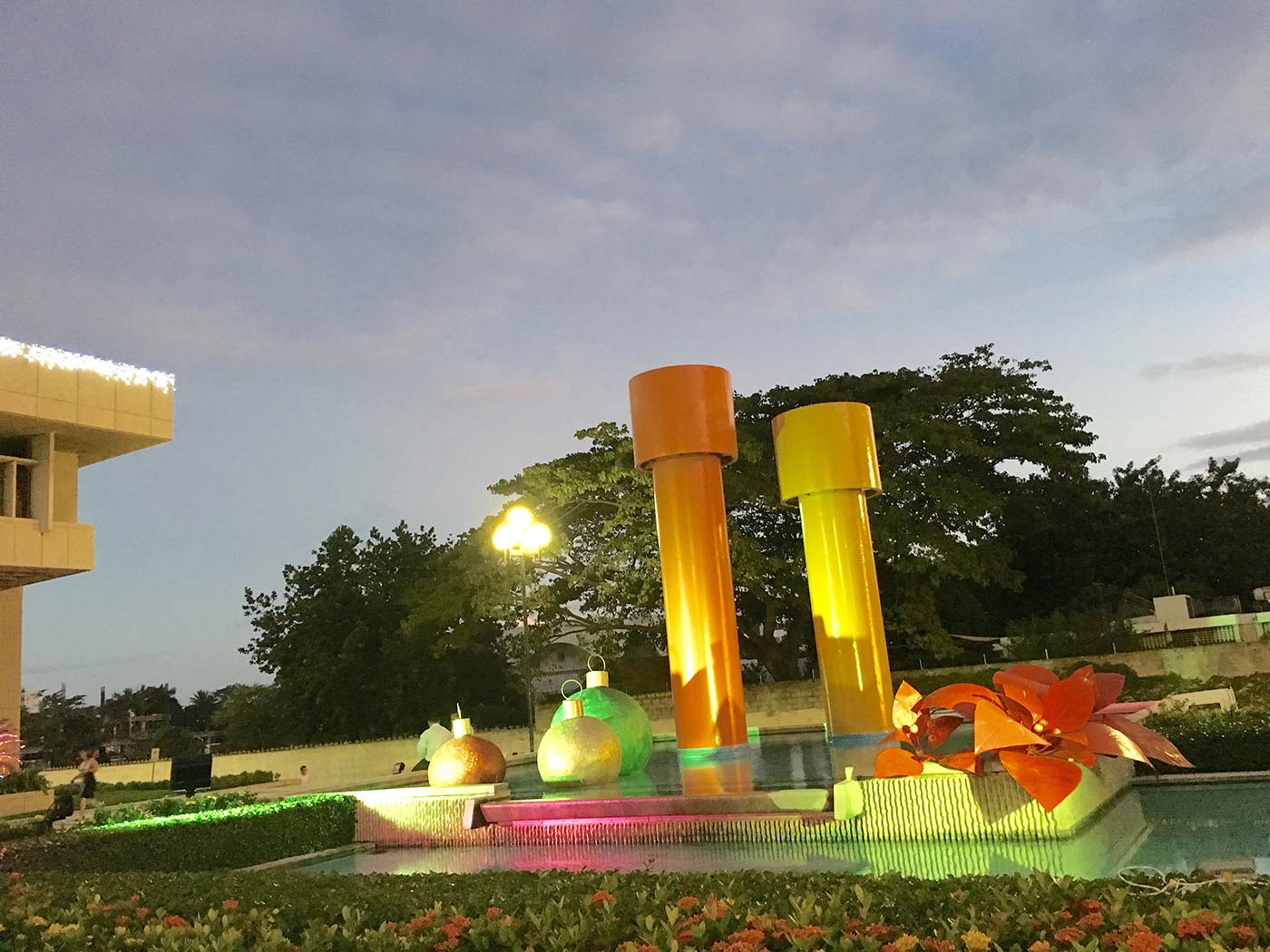 Decoración navideña en exterior por Margarita Grau